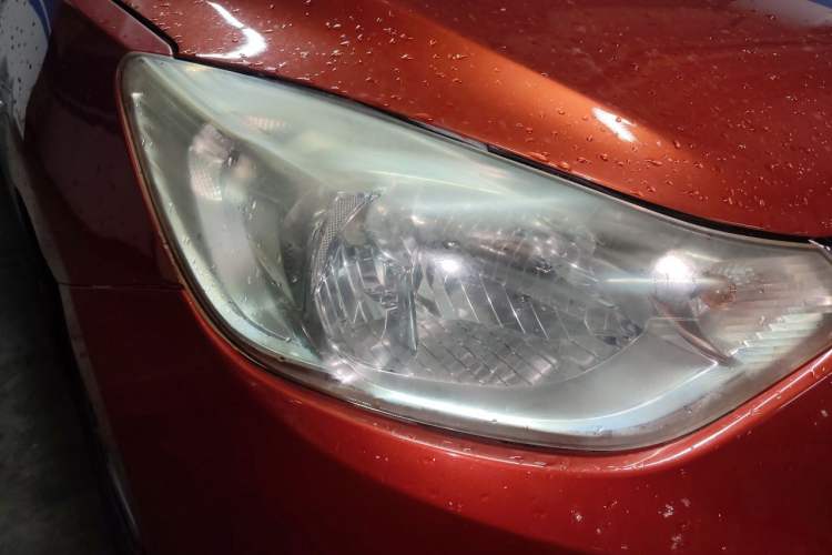 Used Chevrolet Sail 2015 Sail 3 1.5L Manual with Ideal Sunroof Edition Right Front Headlight
