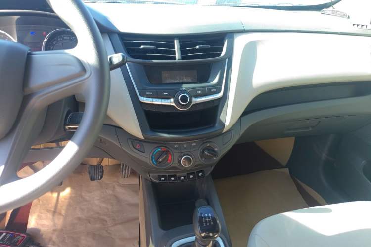 Used Chevrolet Sail 2016 Sail 3 1.3L Manual Comfort Sunroof Edition Audio And AC Panel