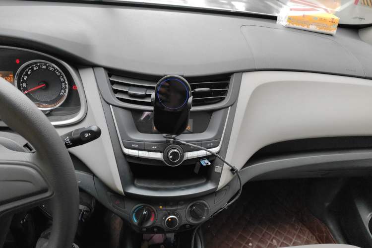 Used Chevrolet Sail 2016 Sail 3 1.3L Manual Comfort Sunroof Edition Audio And AC Panel