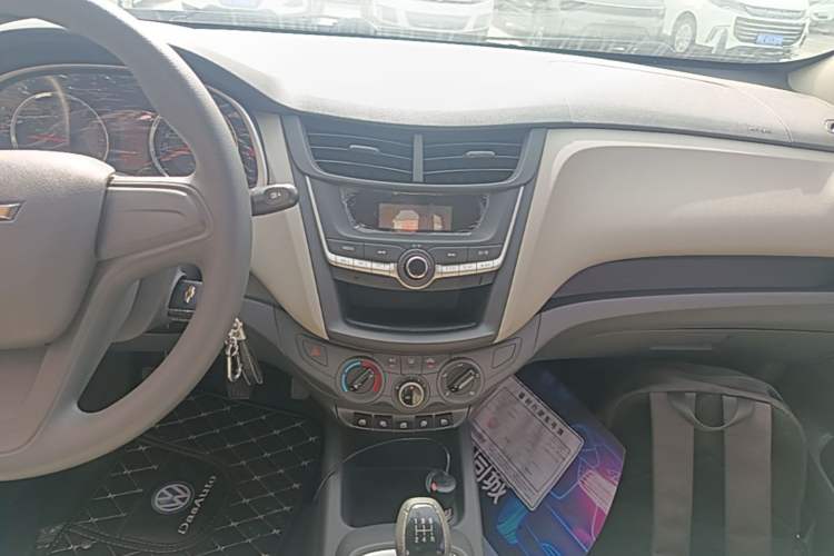 Used Chevrolet Sail 2016 Sail 3 1.3L Manual Comfort Sunroof Edition Audio And AC Panel