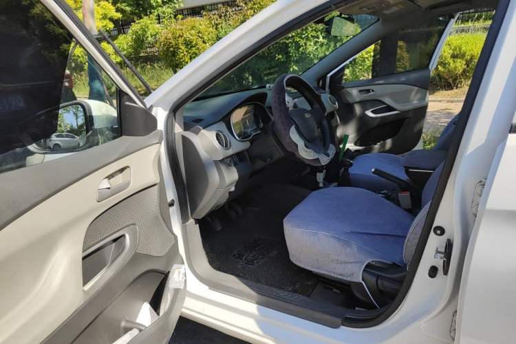 Used Chevrolet Sail 2016 Sail 3 1.3L Manual Comfort Sunroof Edition Driver Seat