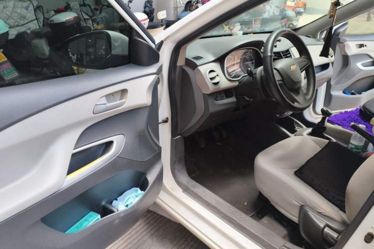Used Chevrolet Sail 2016 Sail 3 1.3L Manual Comfort Sunroof Edition Driver Seat