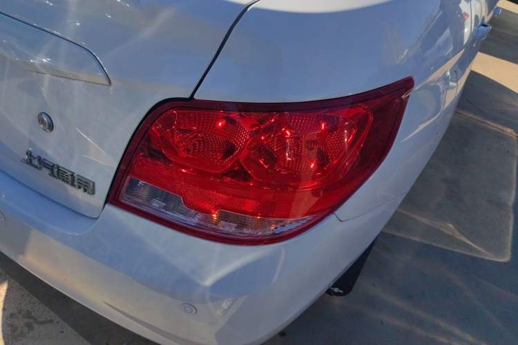 Used Chevrolet Sail 2016 Sail 3 1.3L Manual Comfort Sunroof Edition Exterior 2