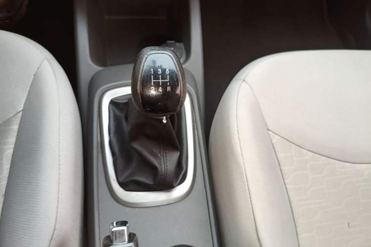 Used Chevrolet Sail 2016 Sail 3 1.3L Manual Comfort Sunroof Edition Gear Lever