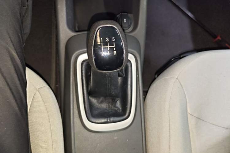 Used Chevrolet Sail 2016 Sail 3 1.3L Manual Comfort Sunroof Edition Gear Lever