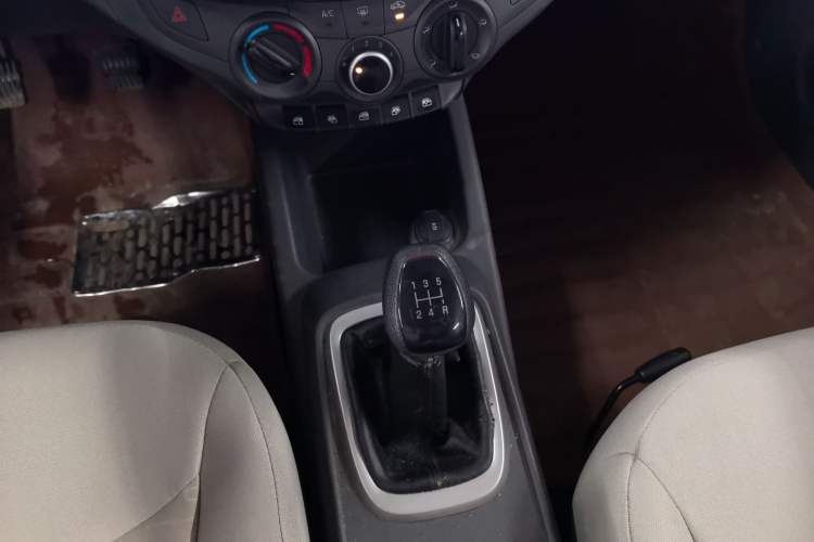 Used Chevrolet Sail 2016 Sail 3 1.3L Manual Comfort Sunroof Edition Gear Lever