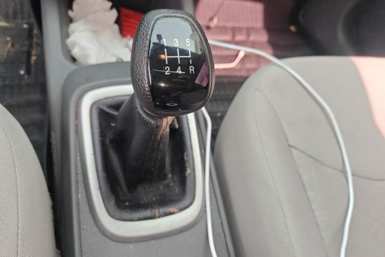 Used Chevrolet Sail 2016 Sail 3 1.3L Manual Comfort Sunroof Edition Gear Lever