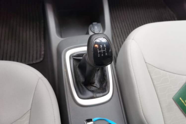 Used Chevrolet Sail 2016 Sail 3 1.3L Manual Comfort Sunroof Edition Gear Lever