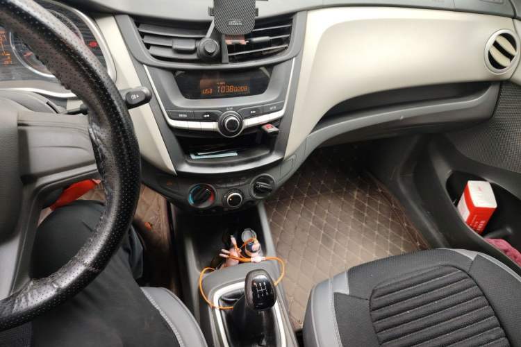 Used Chevrolet Sail 2016 Sail 3 1.3L Manual Comfort Sunroof Edition Gear Lever