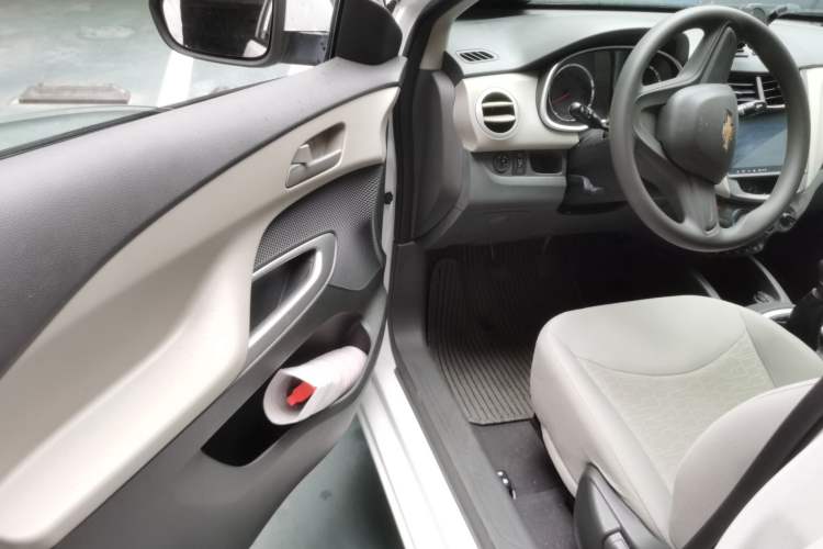 Used Chevrolet Sail 2016 Sail 3 1.3L Manual Comfort Sunroof Edition Interior 3