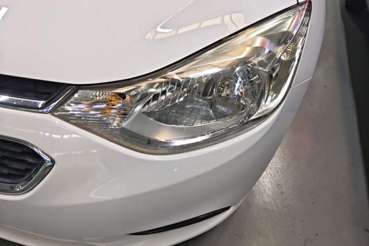 Used Chevrolet Sail 2016 Sail 3 1.3L Manual Comfort Sunroof Edition Left Front Headlight