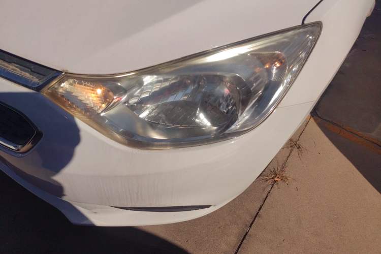 Used Chevrolet Sail 2016 Sail 3 1.3L Manual Comfort Sunroof Edition Left Front Headlight