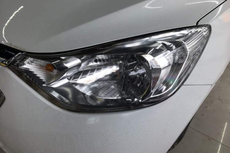 Used Chevrolet Sail 2016 Sail 3 1.3L Manual Comfort Sunroof Edition Left Front Headlight