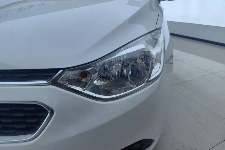 Used Chevrolet Sail 2016 Sail 3 1.3L Manual Comfort Sunroof Edition Left Front Headlight