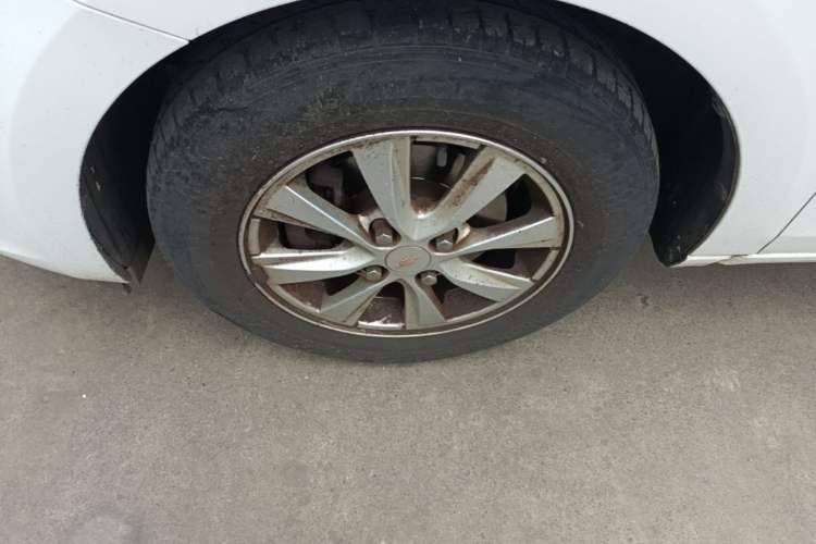 Used Chevrolet Sail 2016 Sail 3 1.3L Manual Comfort Sunroof Edition Left Front Wheel Hub