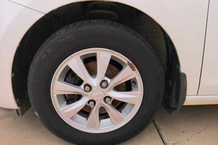 Used Chevrolet Sail 2016 Sail 3 1.3L Manual Comfort Sunroof Edition Left Front Wheel Hub