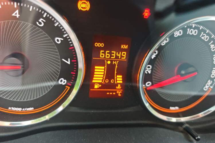 Used Chevrolet Sail 2016 Sail 3 1.3L Manual Comfort Sunroof Edition Odometer Close Up