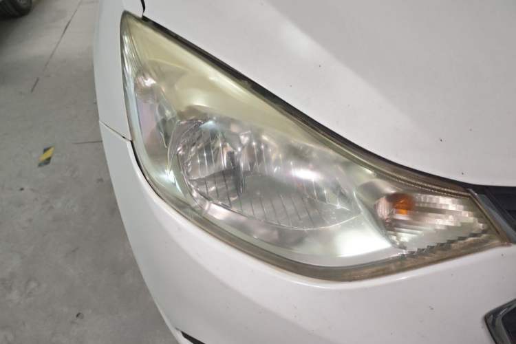 Used Chevrolet Sail 2016 Sail 3 1.3L Manual Comfort Sunroof Edition Right Front Headlight