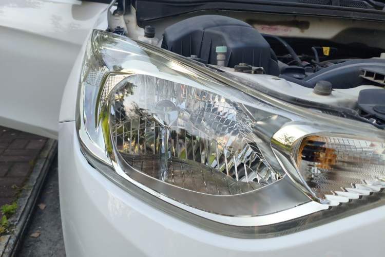Used Chevrolet Sail 2016 Sail 3 1.3L Manual Comfort Sunroof Edition Right Front Headlight