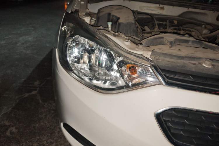 Used Chevrolet Sail 2016 Sail 3 1.3L Manual Comfort Sunroof Edition Right Front Headlight