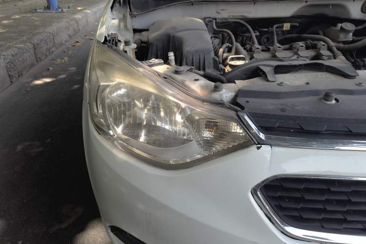 Used Chevrolet Sail 2016 Sail 3 1.3L Manual Comfort Sunroof Edition Right Front Headlight