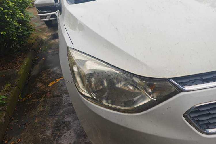 Used Chevrolet Sail 2016 Sail 3 1.3L Manual Comfort Sunroof Edition Right Front Headlight