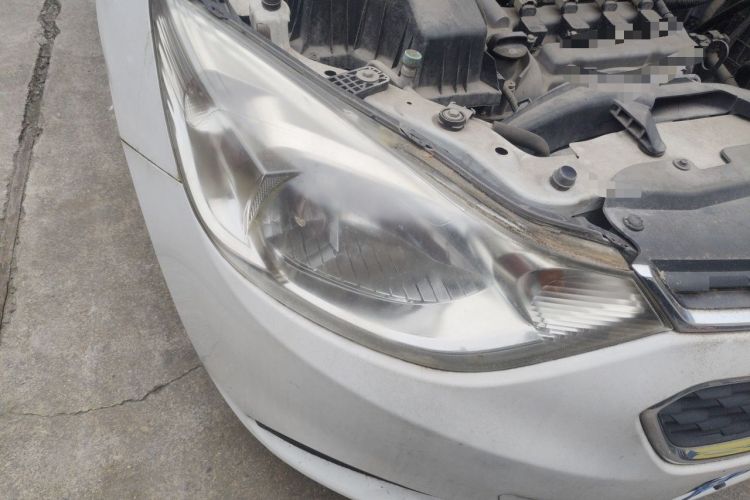 Used Chevrolet Sail 2016 Sail 3 1.3L Manual Comfort Sunroof Edition Right Front Headlight