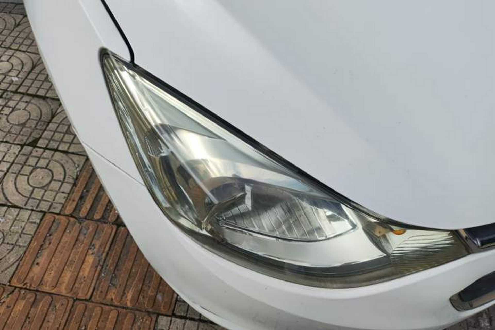 Used Chevrolet Sail 2016 Sail 3 1.3L Manual Comfort Sunroof Edition Right Front Headlight