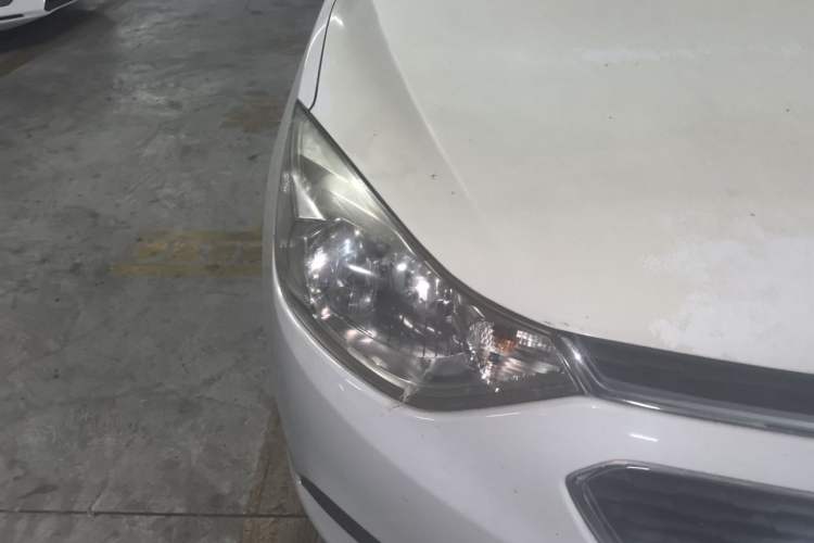 Used Chevrolet Sail 2016 Sail 3 1.3L Manual Comfort Sunroof Edition Right Front Headlight