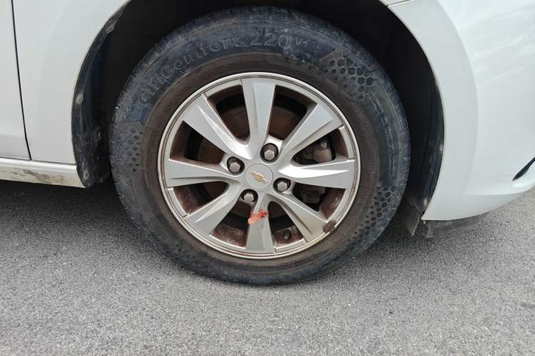 Used Chevrolet Sail 2016 Sail 3 1.3L Manual Comfort Sunroof Edition Right Front Wheel Hub