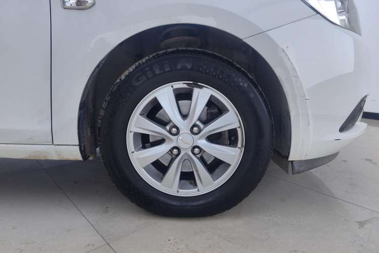 Used Chevrolet Sail 2016 Sail 3 1.3L Manual Comfort Sunroof Edition Right Front Wheel Hub