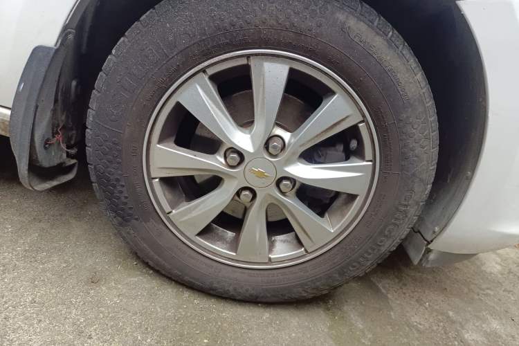 Used Chevrolet Sail 2016 Sail 3 1.3L Manual Comfort Sunroof Edition Right Front Wheel Hub