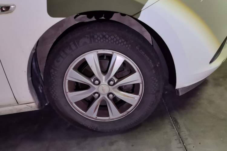 Used Chevrolet Sail 2016 Sail 3 1.3L Manual Comfort Sunroof Edition Right Front Wheel Hub