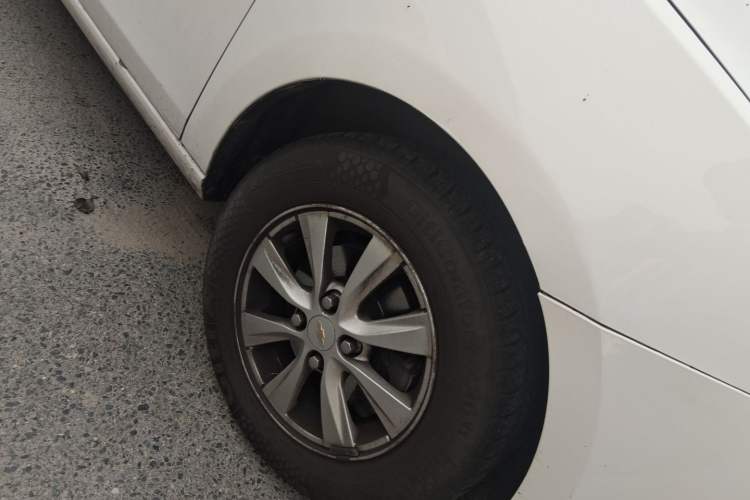 Used Chevrolet Sail 2016 Sail 3 1.3L Manual Comfort Sunroof Edition Right Front Wheel Hub