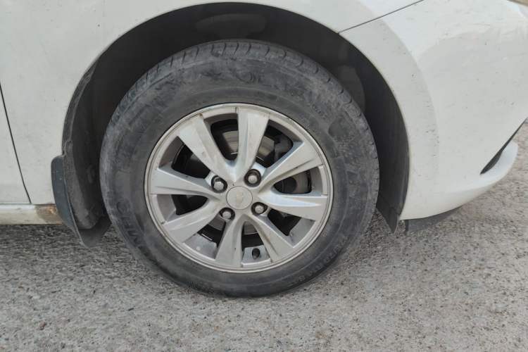 Used Chevrolet Sail 2016 Sail 3 1.3L Manual Comfort Sunroof Edition Right Front Wheel Hub