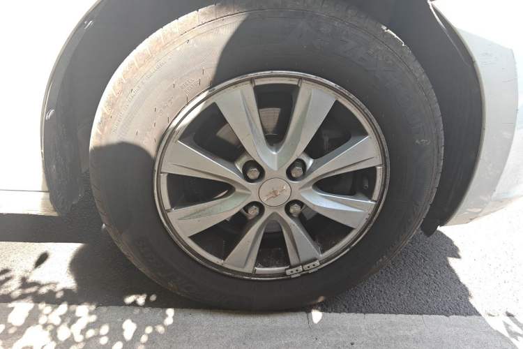 Used Chevrolet Sail 2016 Sail 3 1.3L Manual Comfort Sunroof Edition Right Front Wheel Hub