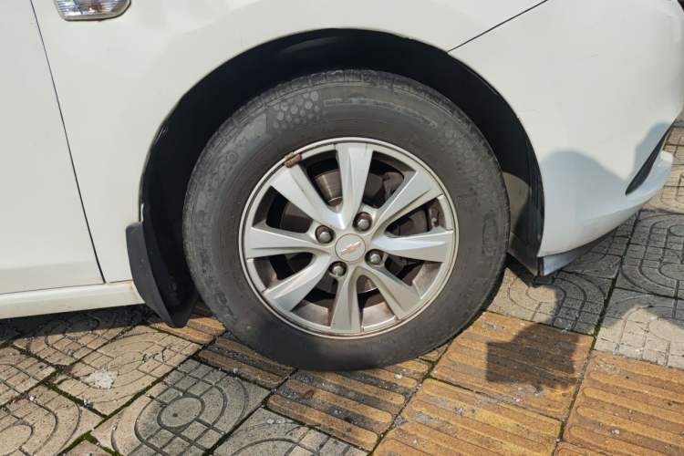 Used Chevrolet Sail 2016 Sail 3 1.3L Manual Comfort Sunroof Edition Right Front Wheel Hub