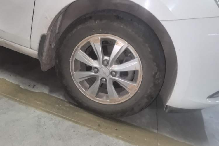 Used Chevrolet Sail 2016 Sail 3 1.3L Manual Comfort Sunroof Edition Right Front Wheel Hub