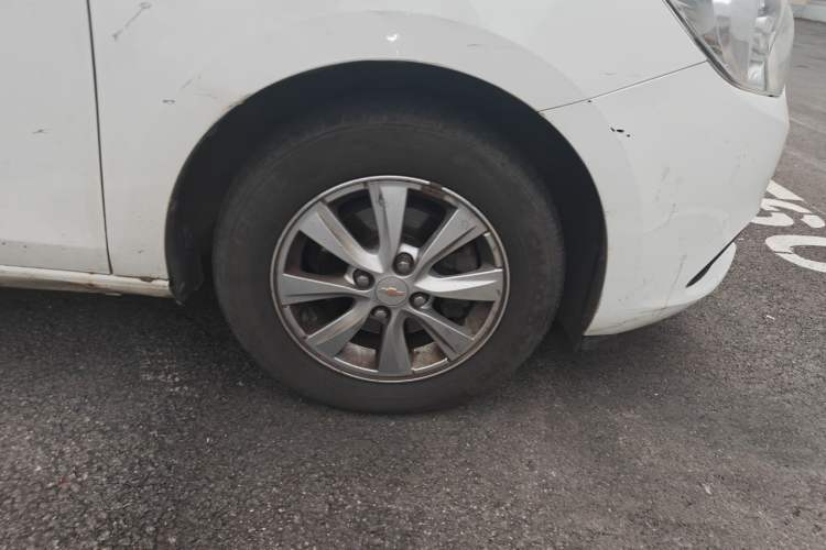 Used Chevrolet Sail 2016 Sail 3 1.3L Manual Comfort Sunroof Edition Right Front Wheel Hub
