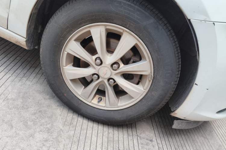 Used Chevrolet Sail 2016 Sail 3 1.3L Manual Comfort Sunroof Edition Right Front Wheel Hub