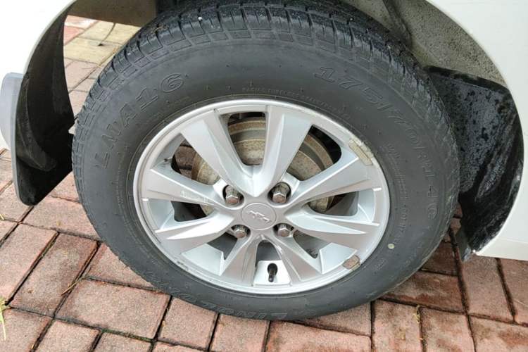 Used Chevrolet Sail 2016 Sail 3 1.3L Manual Comfort Sunroof Edition Right Rear Wheel Hub