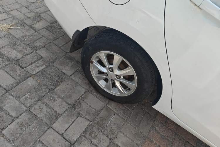 Used Chevrolet Sail 2016 Sail 3 1.3L Manual Comfort Sunroof Edition Right Rear Wheel Hub