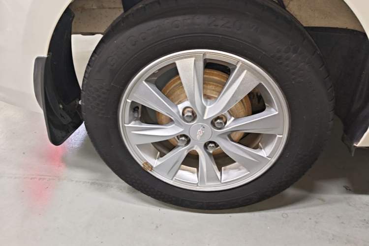Used Chevrolet Sail 2016 Sail 3 1.3L Manual Comfort Sunroof Edition Right Rear Wheel Hub