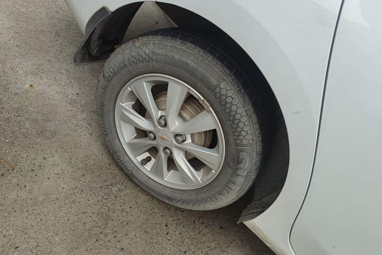 Used Chevrolet Sail 2016 Sail 3 1.3L Manual Comfort Sunroof Edition Right Rear Wheel Hub