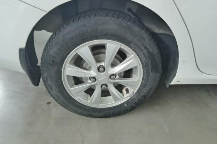 Used Chevrolet Sail 2016 Sail 3 1.3L Manual Comfort Sunroof Edition Right Rear Wheel Hub