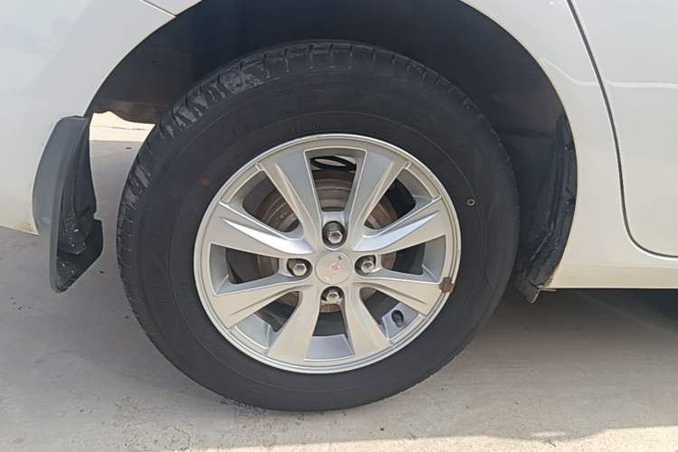 Used Chevrolet Sail 2016 Sail 3 1.3L Manual Comfort Sunroof Edition Right Rear Wheel Hub