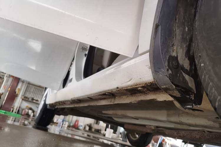 Used Chevrolet Sail 2016 Sail 3 1.3L Manual Comfort Sunroof Edition Right Side Sill
