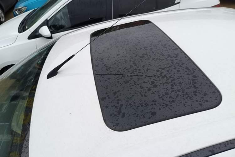Used Chevrolet Sail 2016 Sail 3 1.3L Manual Comfort Sunroof Edition Roof