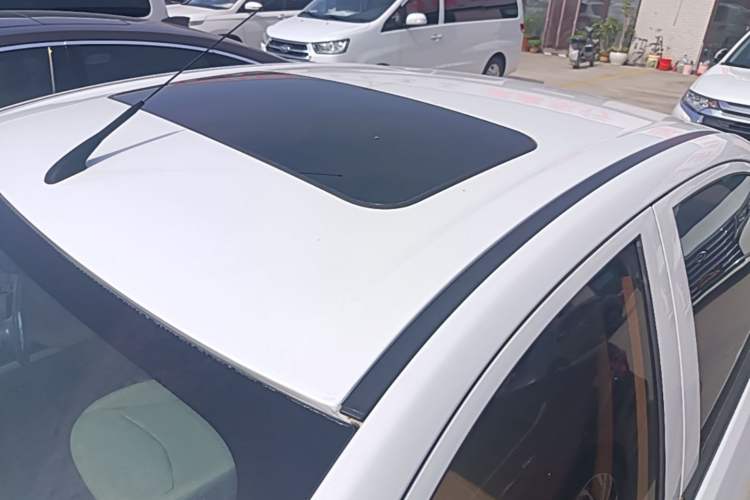 Used Chevrolet Sail 2016 Sail 3 1.3L Manual Comfort Sunroof Edition Roof