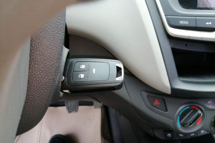Used Chevrolet Sail 2016 Sail 3 1.3L Manual Comfort Sunroof Edition Vehicle Key